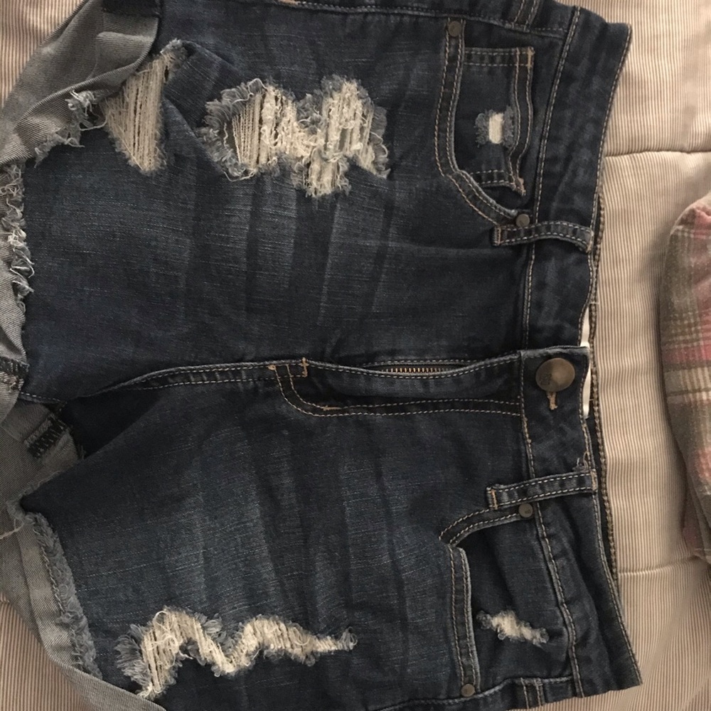 Tillys high rise shorts